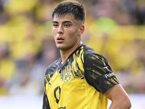 Aaron Anselmino debutó en Borussia Dortmund y los hinchas ya lo aman: "Es una bestia"