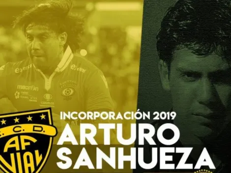 Vuelve a casa: Con 40 años, Arturo Sanhueza firma en el Vial