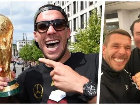 Lukas Podolski se divierte en Japón luchando con sumos