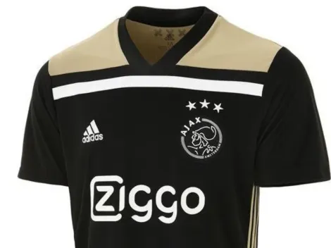 La camiseta cábala del Ajax: Negra con dorada