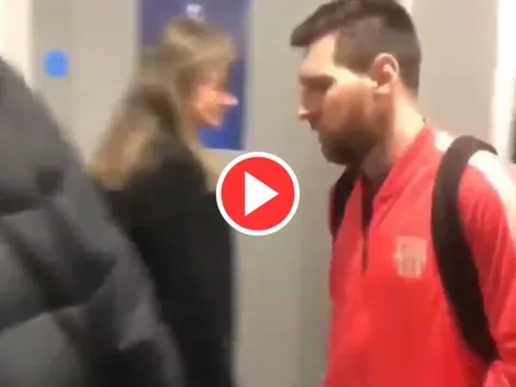 Messi es insultado y encara a hinchas del Barça en el aeropuerto