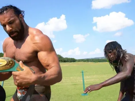 R-Truth pierde y recupera el título 24/7 mientras jugaba golf