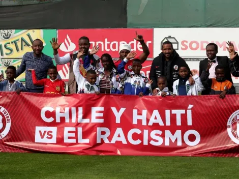 La Roja comparte con niños haitianos en campaña contra el racismo