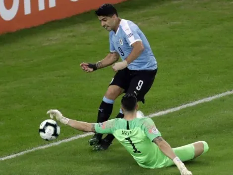 ¡Lo que quería! Suárez se confunde y pide penal de Arias