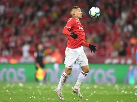 El golazo de Paolo Guerrero en semis de Copa Brasil