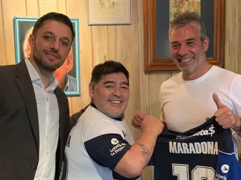 Oficial: Maradona, nuevo DT de Gimnasia y Esgrima