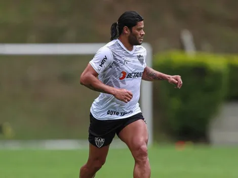 Fisio de Hulk está impactado: pierde 5 kilos en cada partido