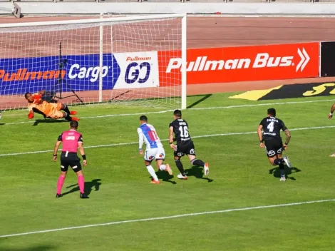 Penal de Zaldivia: Colo Colo se complica solo contra Antofagasta