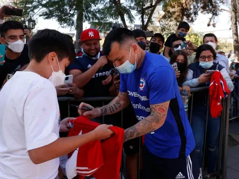 En la Roja piden silencio a los hinchas para dormir la siesta