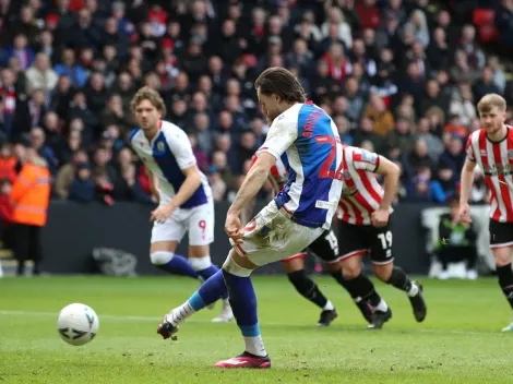 Ben Brereton anota de penal en la FA Cup