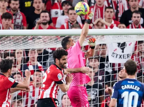 Betis le pone astronómico nuevo apodo a Claudio Bravo