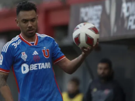 Nery Domínguez no se baja del buque azul de Pellegrino