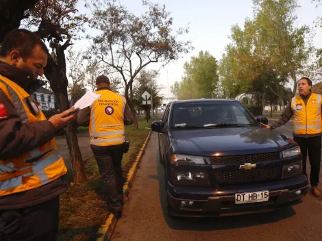 ¿Qué autos tienen restricción vehicular este jueves?