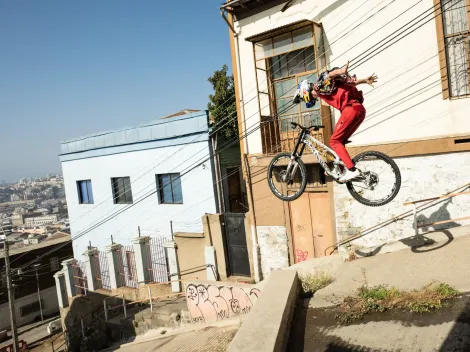 ¡Impactante recorrido de Valpo en bicicleta!