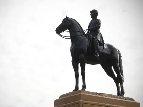 ¿Regresa la estatua de Baquedano a Plaza Italia? Diputados aprueban proyecto de resolución