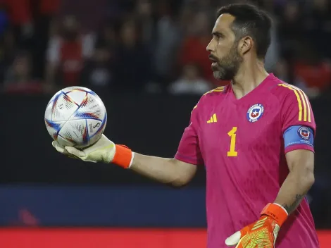 Claudio Bravo fue reservado para la Roja en eliminatorias