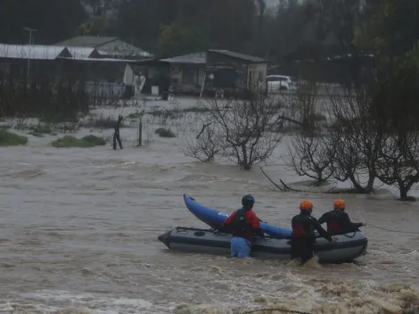 ¿Qué comunas tienen Alerta Roja por desborde de ríos?