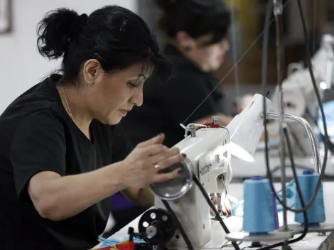 ¿Quiénes deben devolver dinero del Bono al Trabajo de la Mujer?