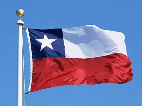 ¿Es obligatorio o voluntario colgar la bandera de Chile en Fiestas Patrias?