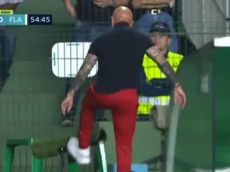 Sampaoli lanza toda su furia contra un micrófono en Brasil