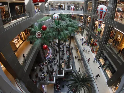 ¿A qué hora cierran los mall hoy viernes 15 de diciembre?