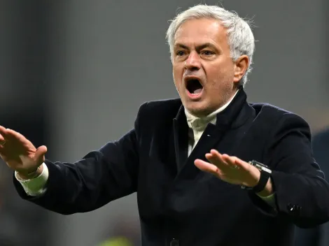 ¡Notable! Mourinho interrumpe conferencia... del fútbol egipcio