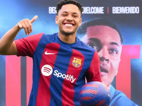 Barcelona presenta a Vitor Roque como la gran estrella de Brasil