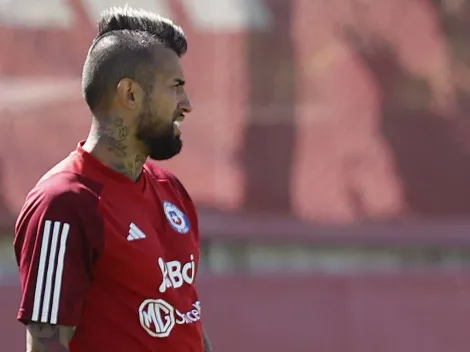Alista su regreso a Colo Colo: Vidal juega en amistoso de la Roja