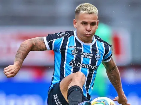 Soteldo transparenta que en Gremio juega con camisetas de niño