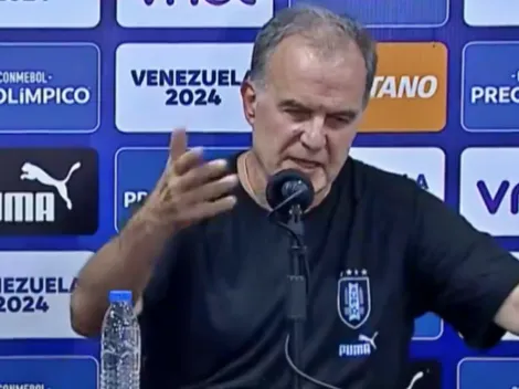 Bielsa explota de furia contra la prensa tras perder con Chile