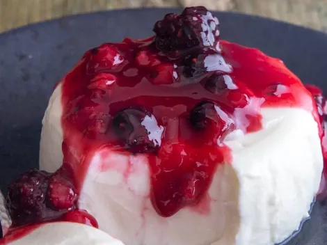 Receta de Panna Cotta: El postre italiano que te sorprenderá