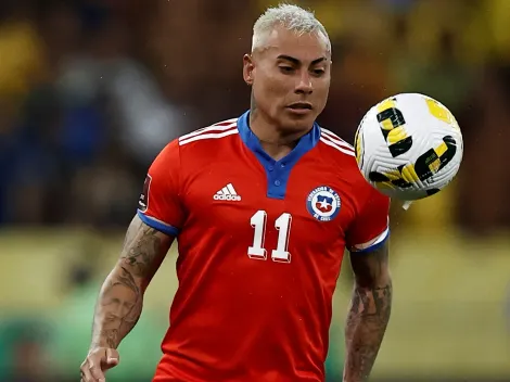 Eduardo Vargas a una firma de cambiar de equipo en Brasil