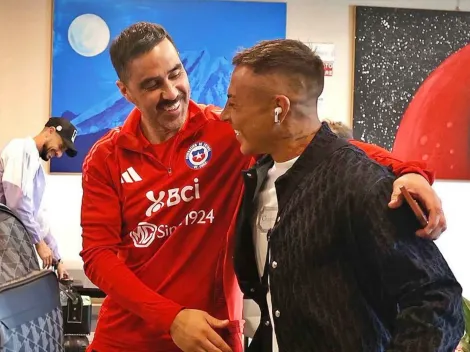 Hermoso abrazo entre Bravo y Vargas en Italia