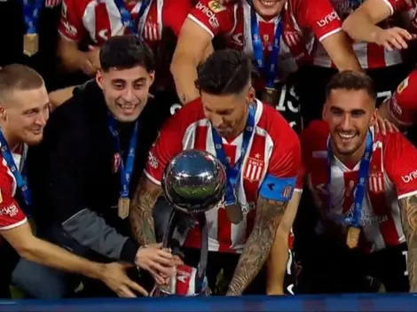 ¡Hermoso gesto de Estudiantes campeón con Javier Altamirano!