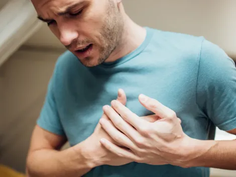 ¿Cuáles son los síntomas de un infarto o paro cardíaco?