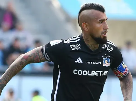 En pleno partido: pasapelotas se sacan selfie con Arturo Vidal