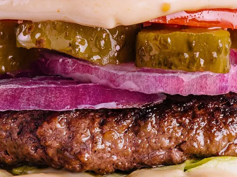 ¿Cómo hacer hamburguesas caseras con carne molida?