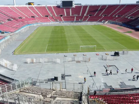 La Roja cuida la cancha del Estadio Nacional tras las lluvias