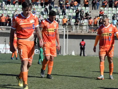 Histórico barre el piso con jugadores y dirigentes de Cobreloa