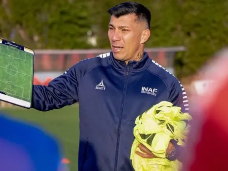 Gary Medel vuelve a Chile para recibir su nuevo título