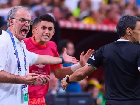 La curiosa reacción de Bielsa antes de la semi contra Colombia