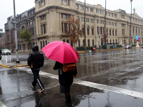 ¿Cuándo y a qué hora empieza a llover en Santiago?