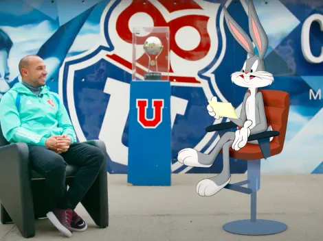 Bugs Bunny entrevista a Marcelo Díaz por el Superclásico