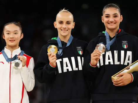 Gimnasta china se viraliza por tierno momento en los JJOO