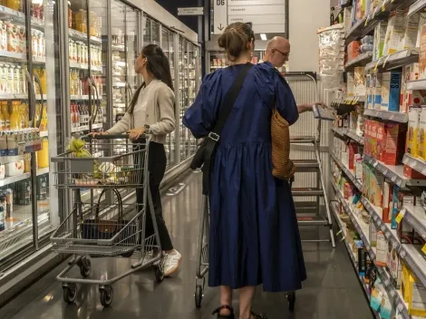 ¿Están abiertos los supermercados hoy 15 de agosto?