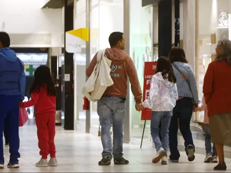 ¿A qué hora cierran los mall hoy?