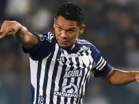 La amenaza de Carlos Bacca contra Colo Colo: "Les tiemblan las piernas"