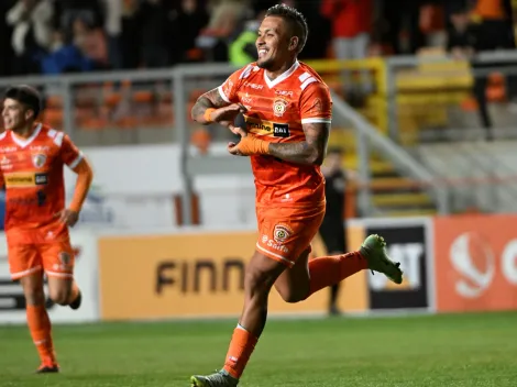 Para bajar al líder: Cobreloa celebra la vuelta de Parraguez