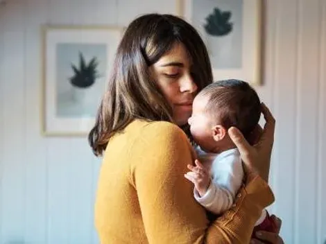 Bonos para madres solteras: Conoce los requisitos y montos