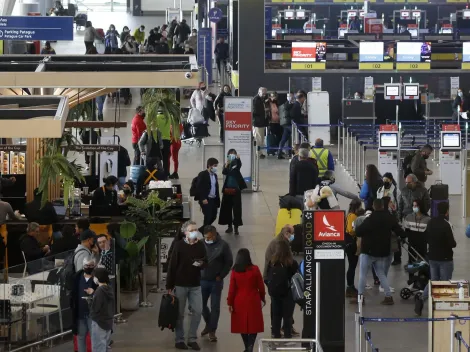 La razón del paro de trabajadores de Aeropuerto de Santiago